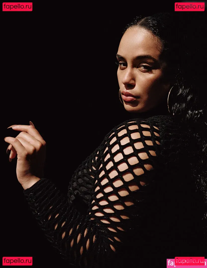 Jorja Smith Onlyfans Photo Gallery 