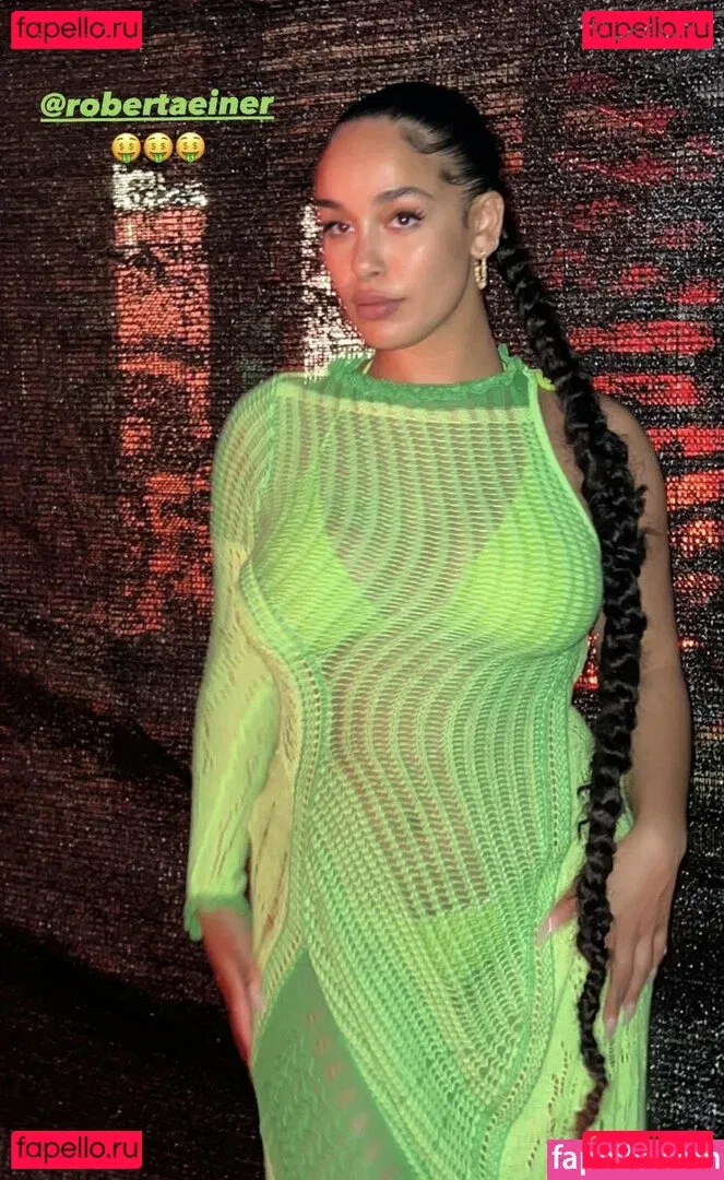 Jorja Smith Onlyfans Photo Gallery 