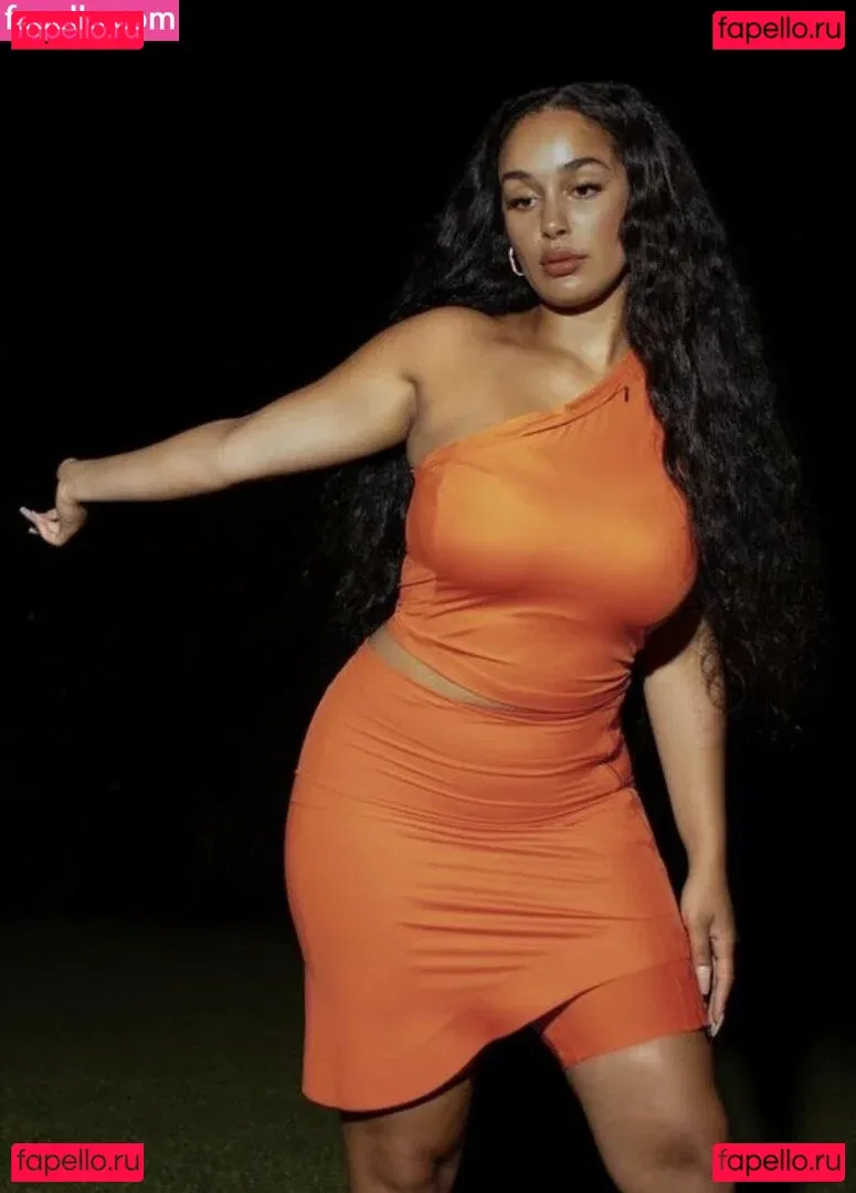 Jorja Smith Onlyfans Photo Gallery 