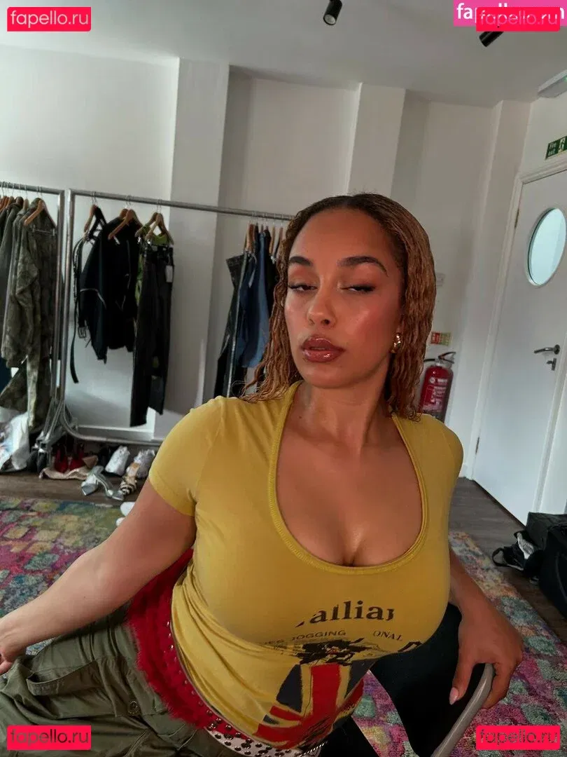Jorja Smith Onlyfans Photo Gallery 