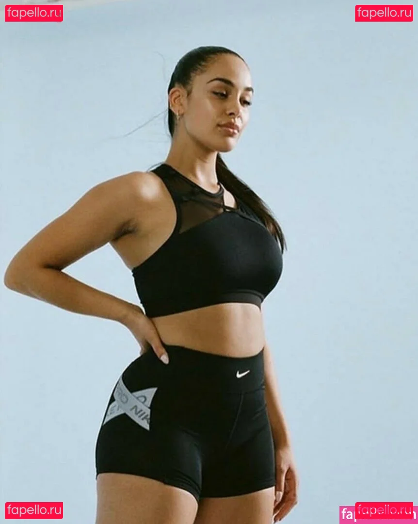 Jorja Smith Onlyfans Photo Gallery 