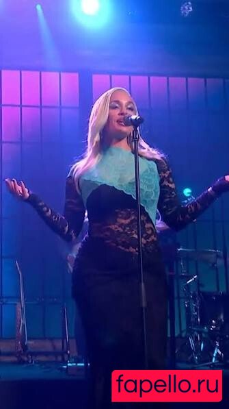 Jorja Smith Nude Onlyfans Photo 39