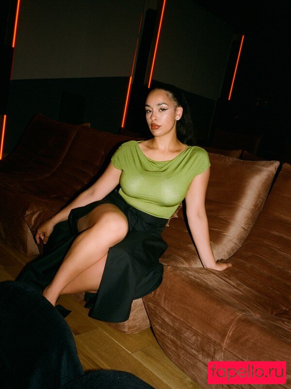 Jorja Smith Nude Onlyfans Photo 35