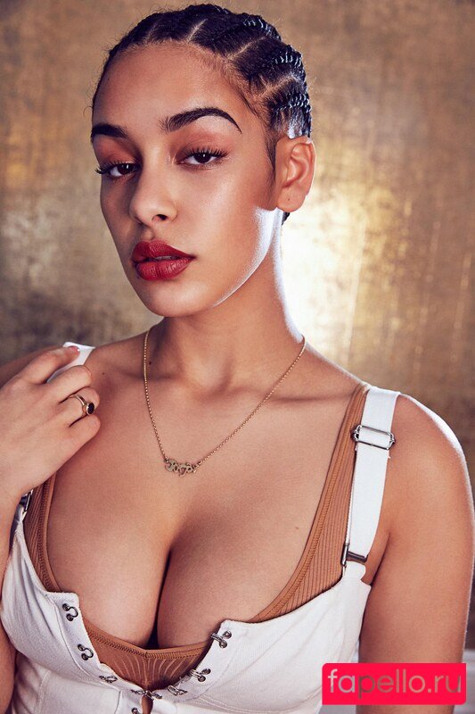 Jorja Smith Nude Onlyfans Photo 28