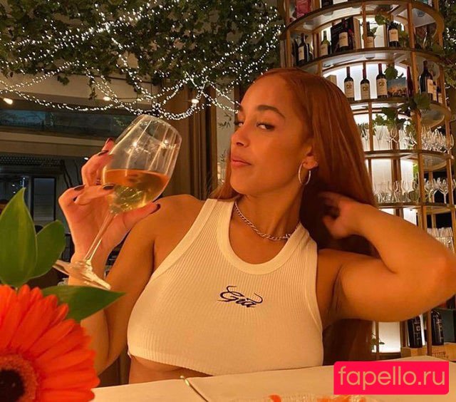 Jorja Smith Nude Onlyfans Photo 9