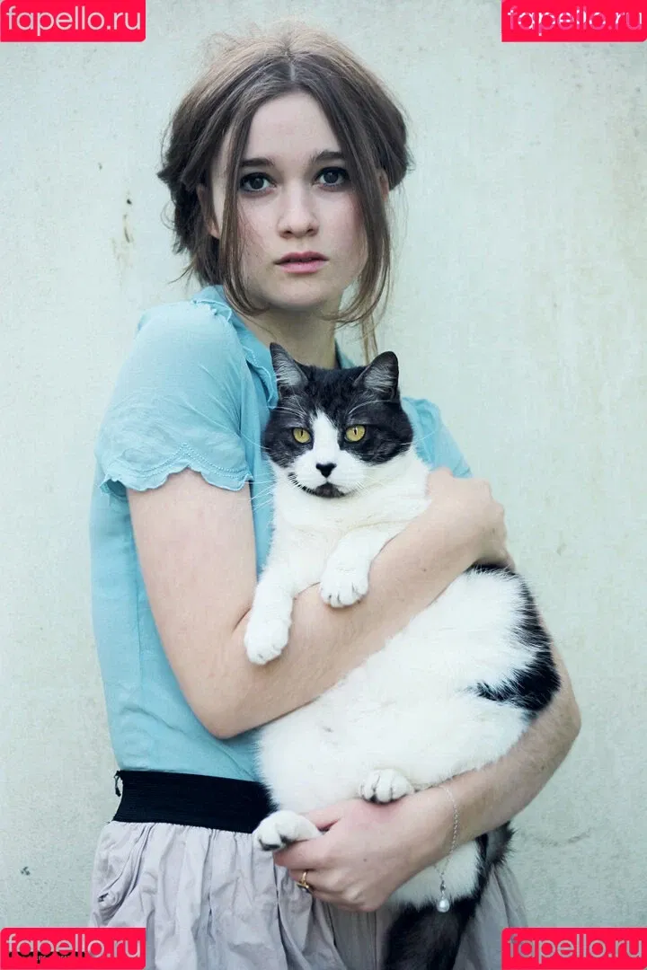Alice Allegra Englert Onlyfans Photo Gallery 