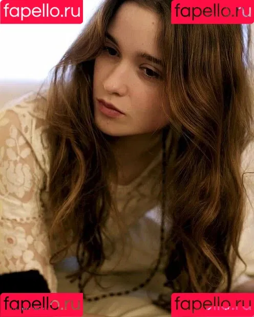 Alice Allegra Englert Onlyfans Photo Gallery 