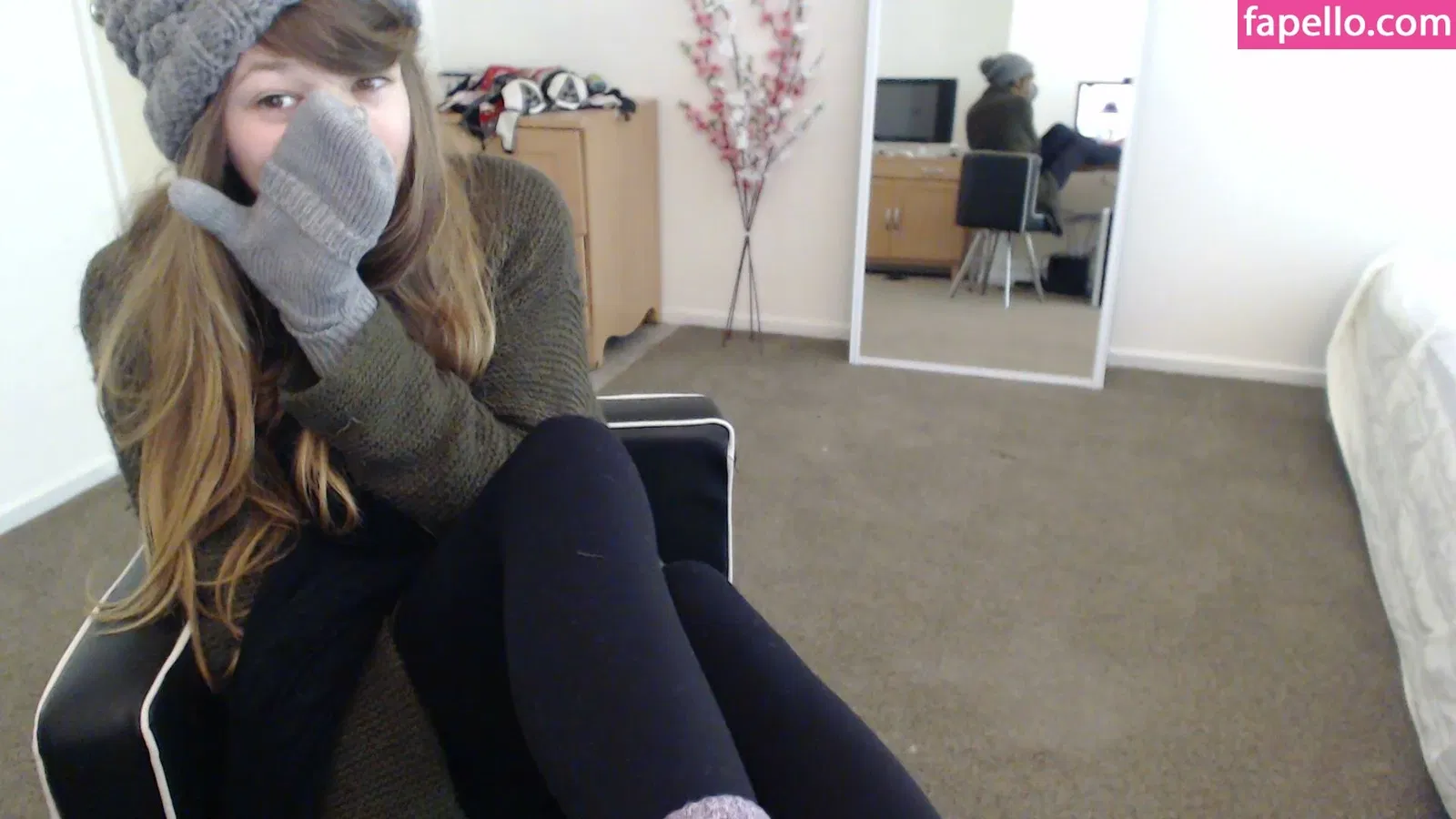 MissAlice Onlyfans Photo Gallery 