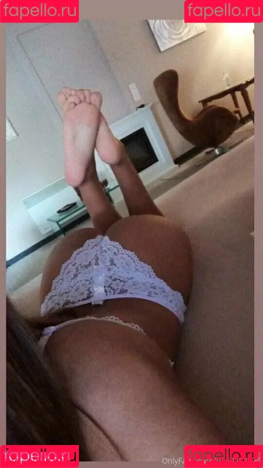 Berki Loretta Onlyfans Photo Gallery 