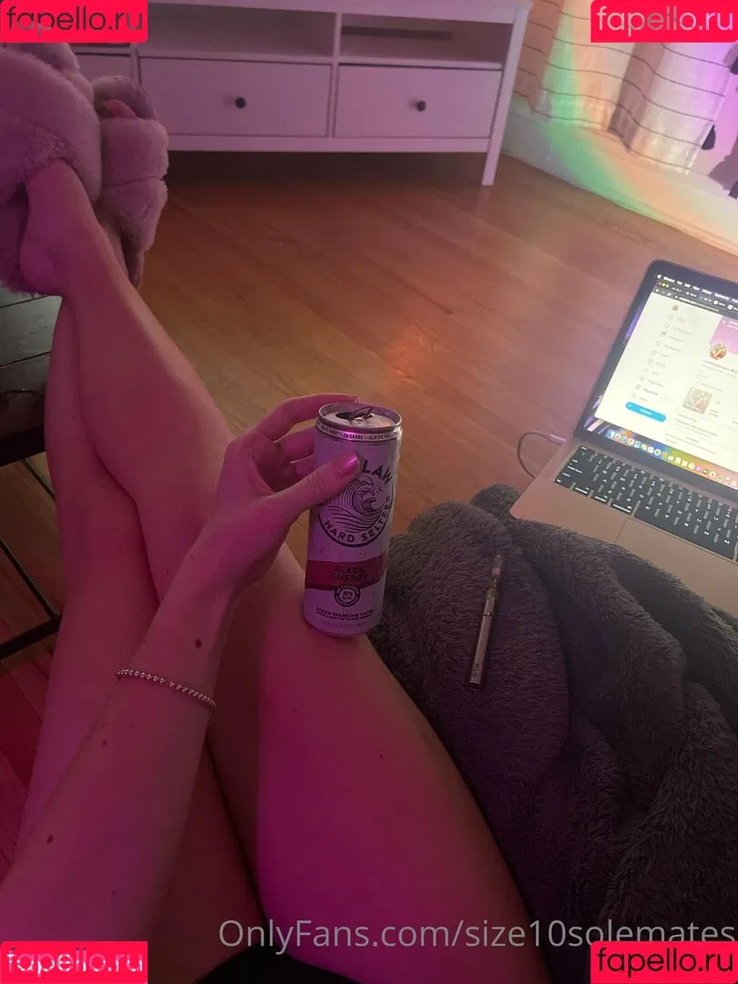 size10solemates Onlyfans Photo Gallery 
