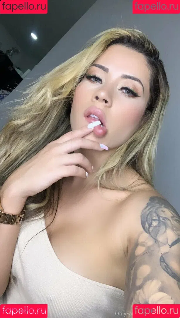 jennybangs Onlyfans Photo Gallery 