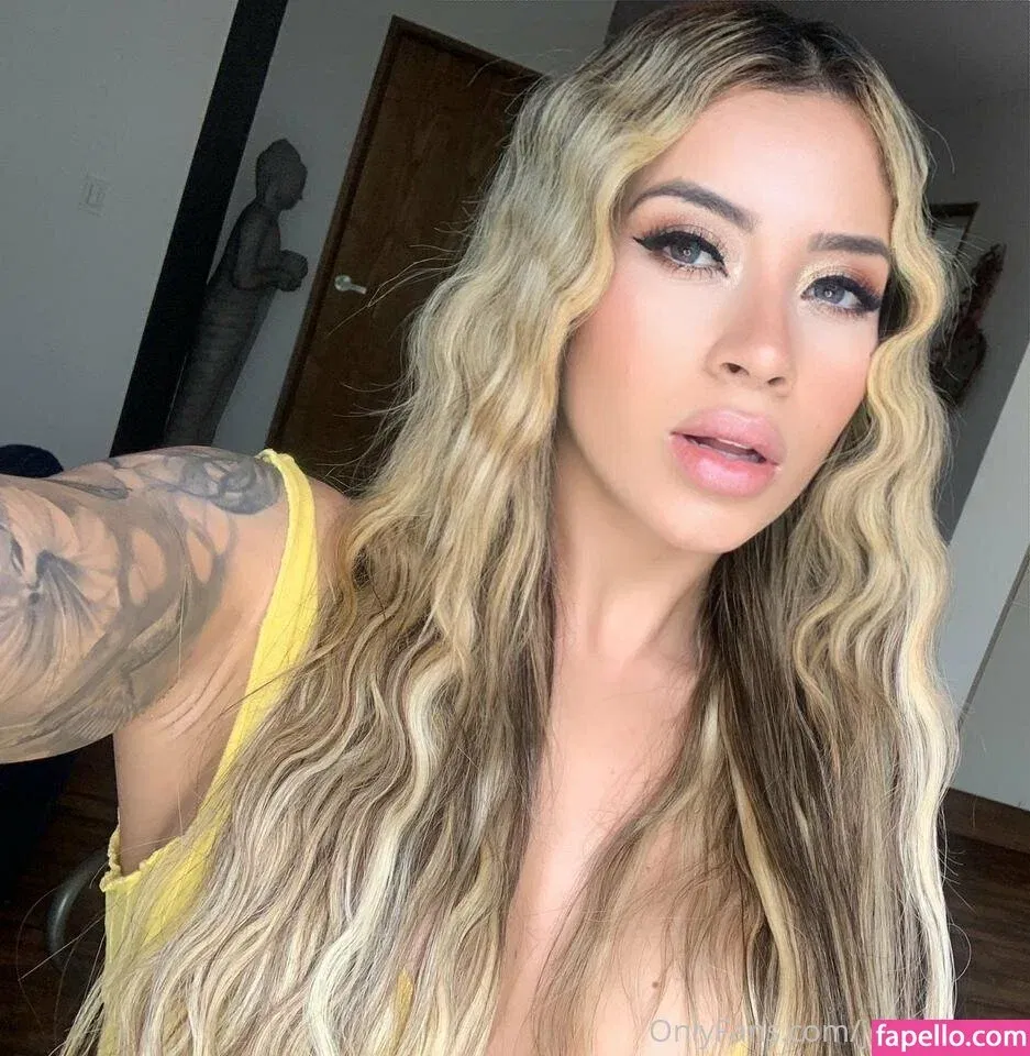 jennybangs Onlyfans Photo Gallery 