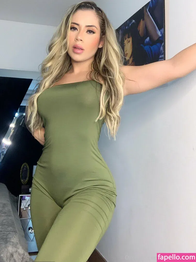 jennybangs Onlyfans Photo Gallery 