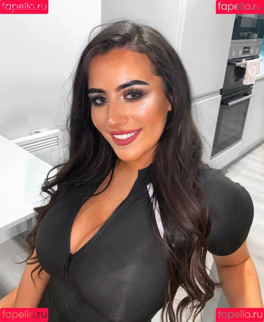 Ciara Lennon Onlyfans Photo Gallery 