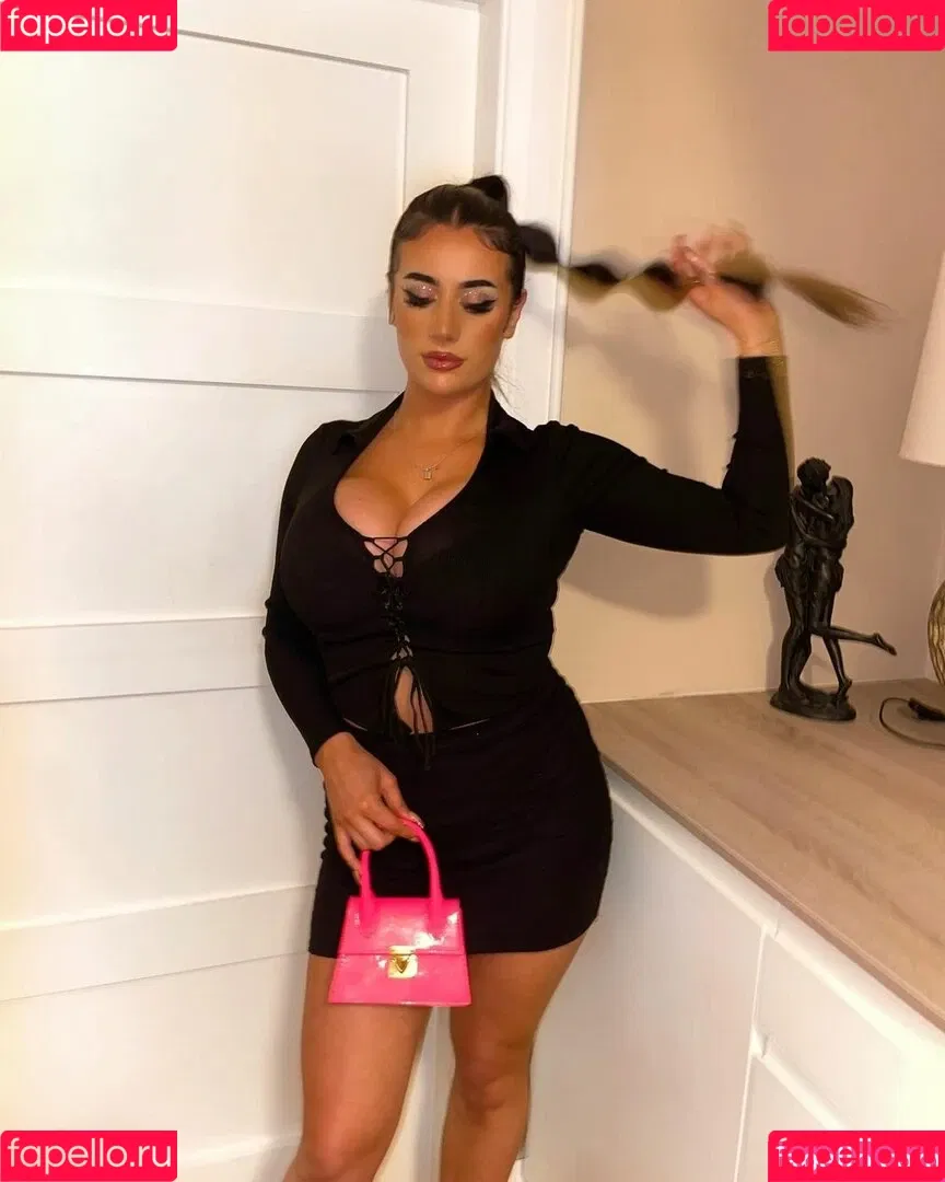 Ciara Lennon Onlyfans Photo Gallery 
