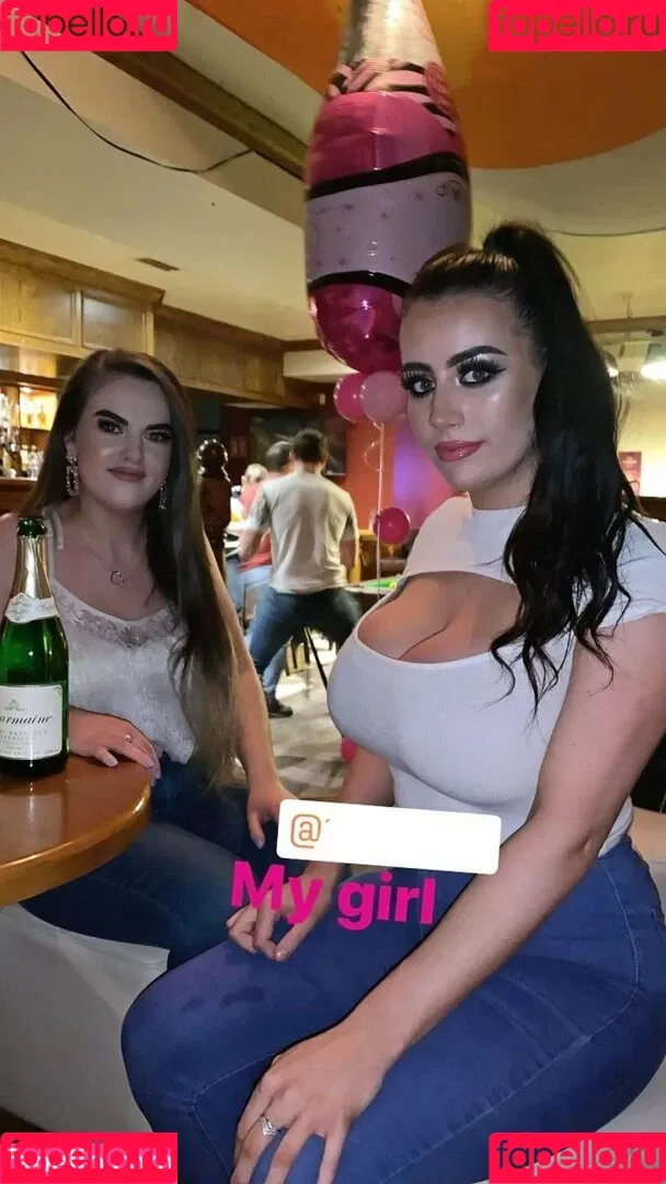 Ciara Lennon Onlyfans Photo Gallery 