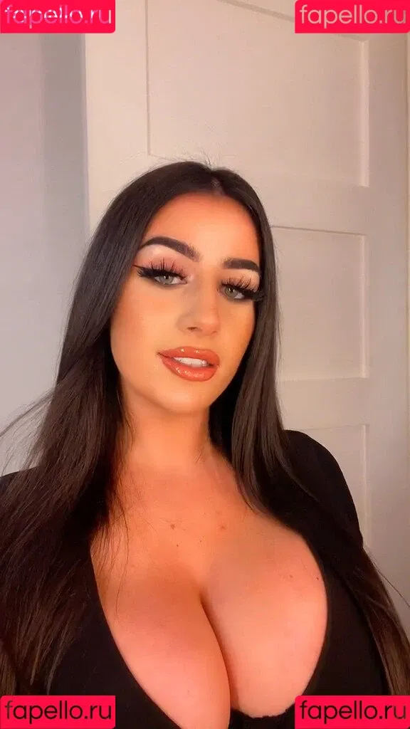 Ciara Lennon Onlyfans Photo Gallery 