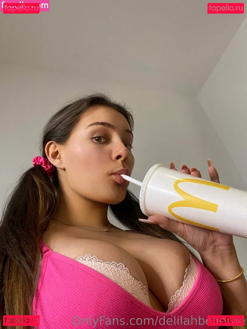 delilahbellerae Onlyfans Photo Gallery 