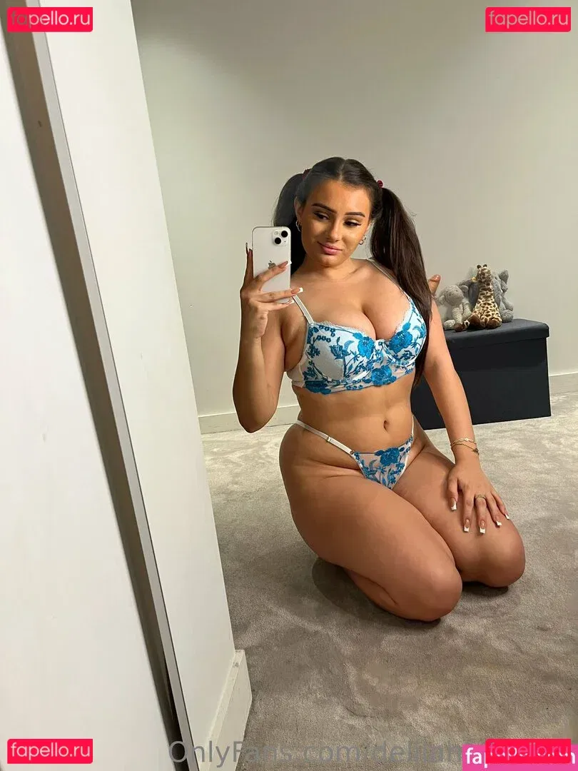 delilahbellerae Onlyfans Photo Gallery 