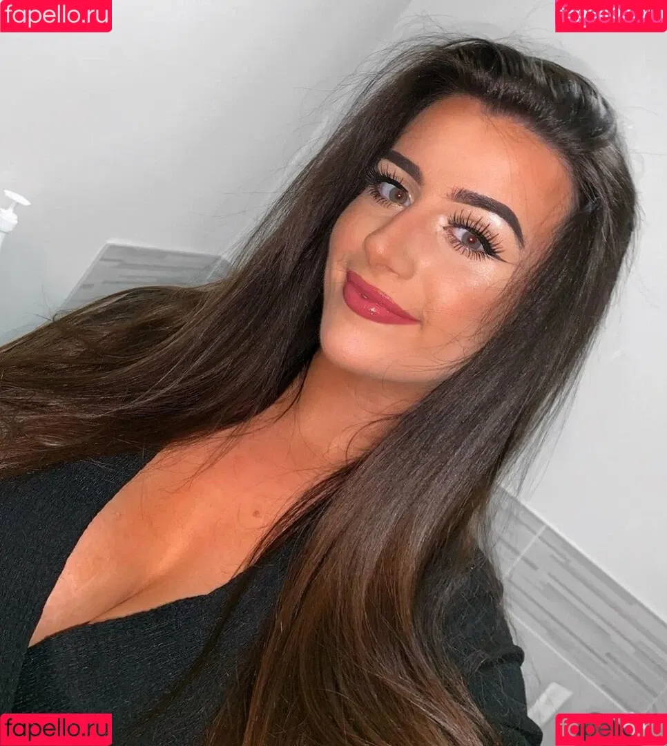 Ciara Lennon Onlyfans Photo Gallery 