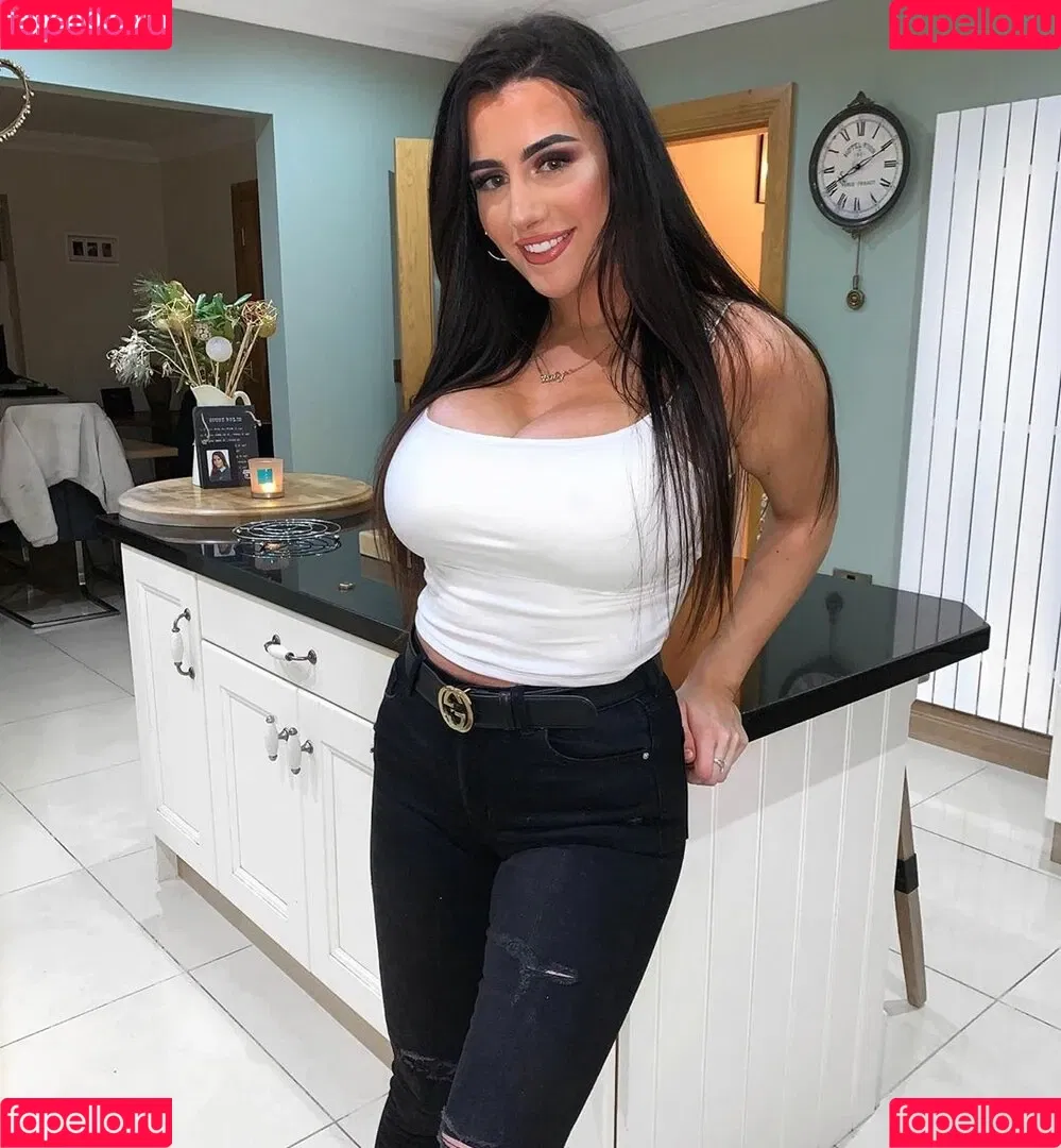 Ciara Lennon Onlyfans Photo Gallery 