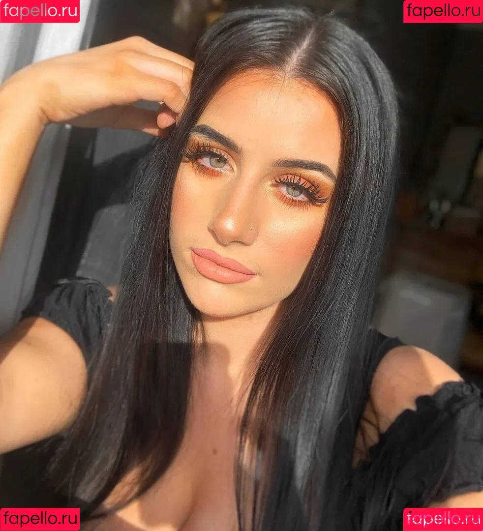 Ciara Lennon Onlyfans Photo Gallery 