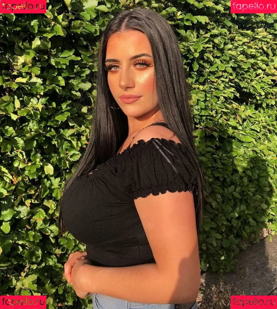 Ciara Lennon Onlyfans Photo Gallery 