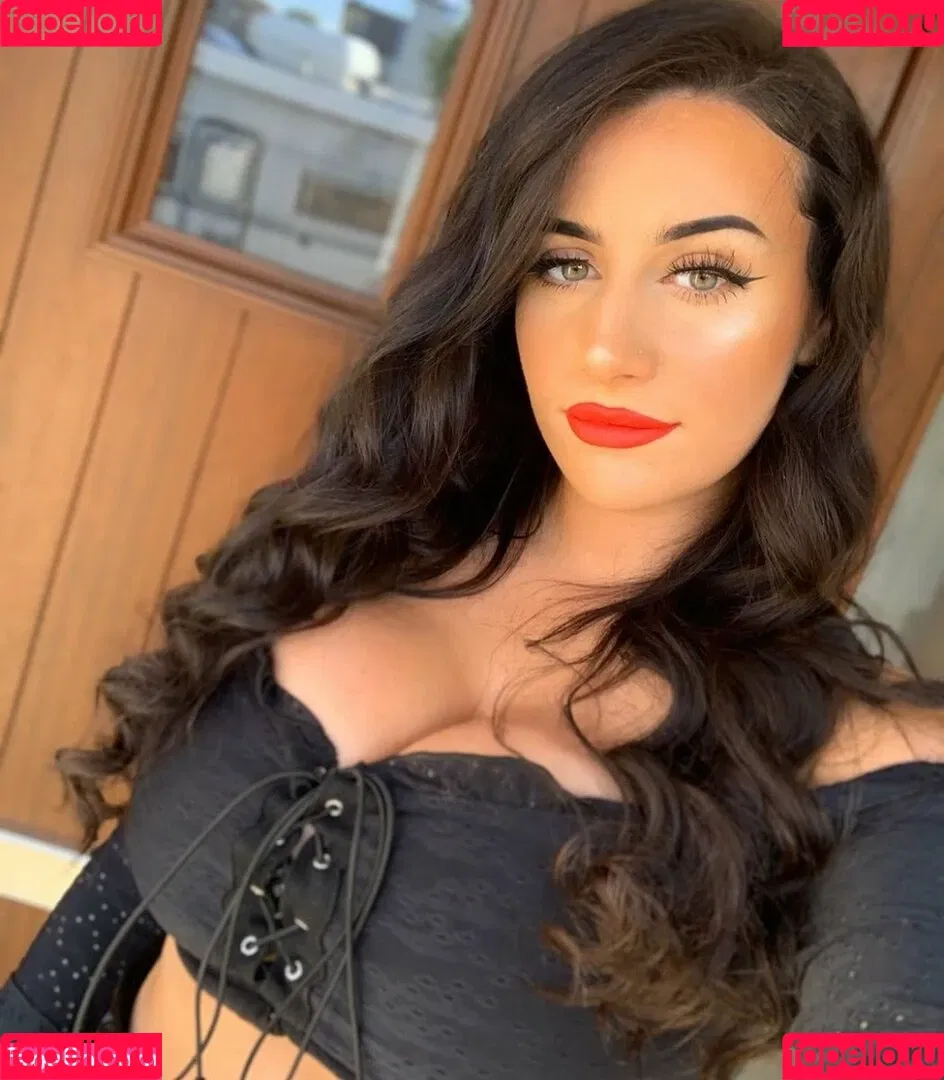Ciara Lennon Onlyfans Photo Gallery 
