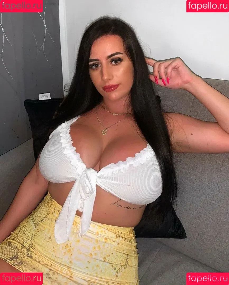 Ciara Lennon Onlyfans Photo Gallery 