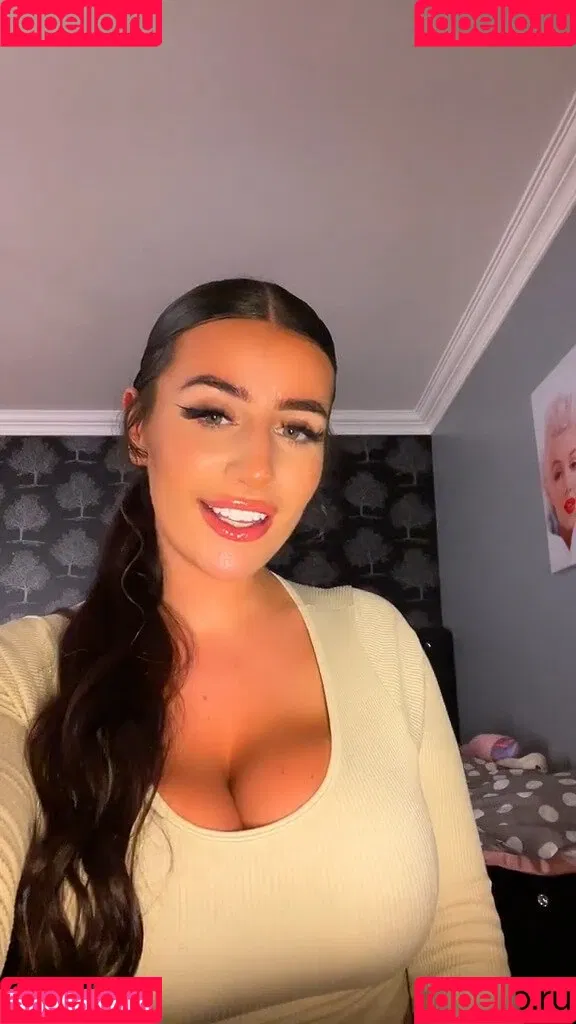 Ciara Lennon Onlyfans Photo Gallery 