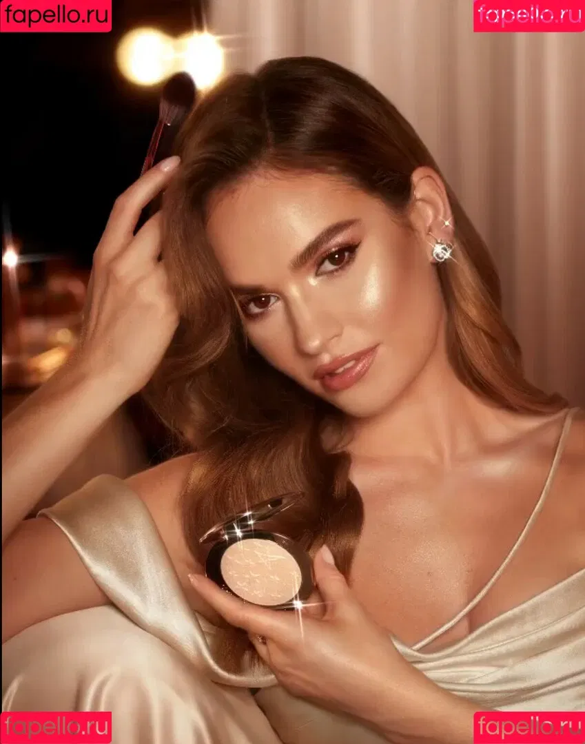 Lily James Onlyfans Photo Gallery 
