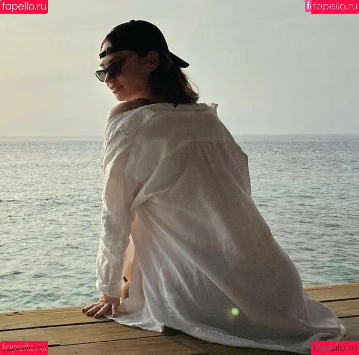 Lily James Onlyfans Photo Gallery 