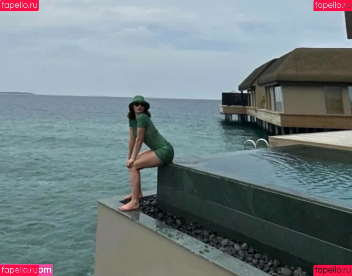 Lily James Onlyfans Photo Gallery 