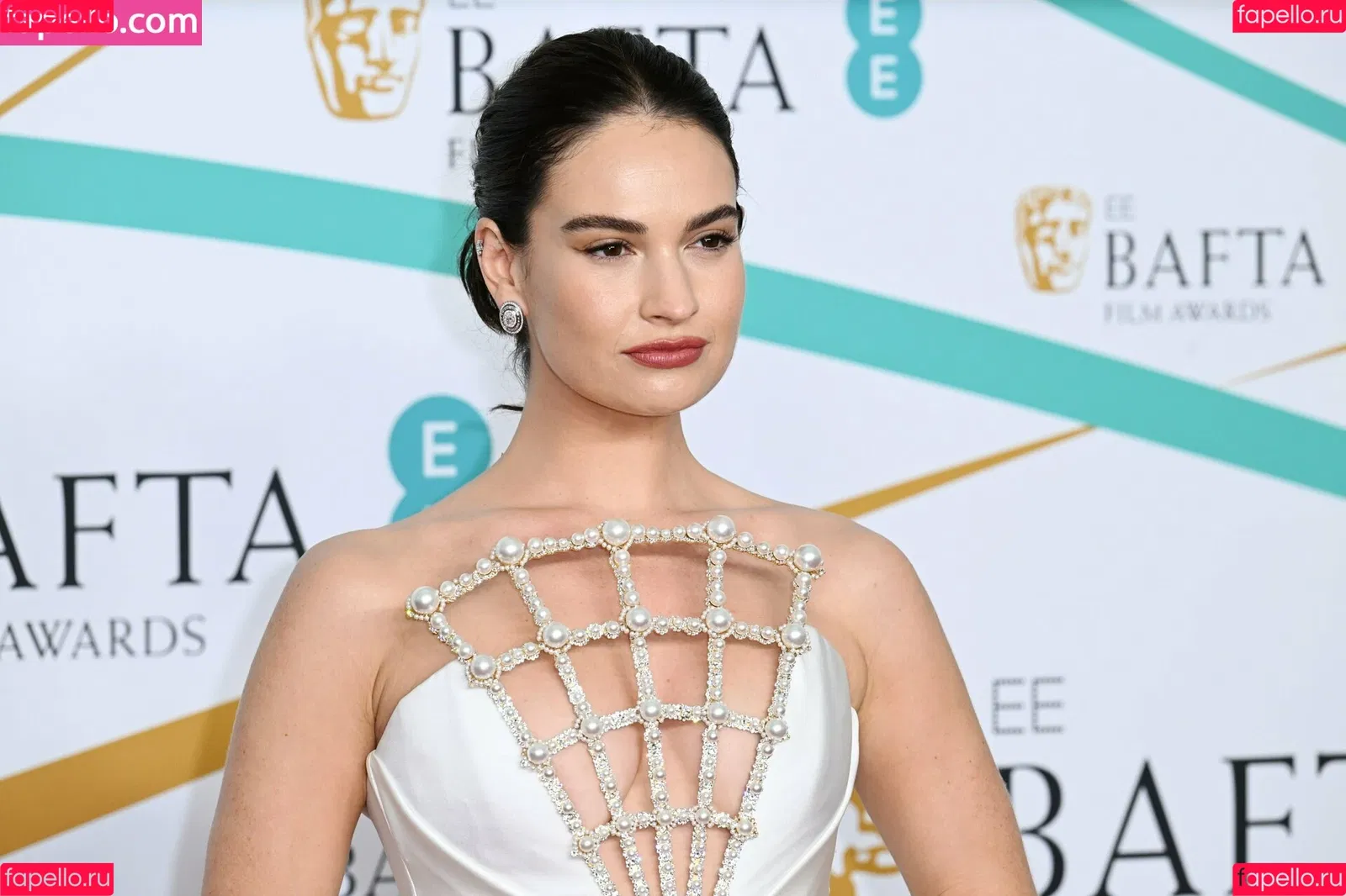 Lily James Onlyfans Photo Gallery 