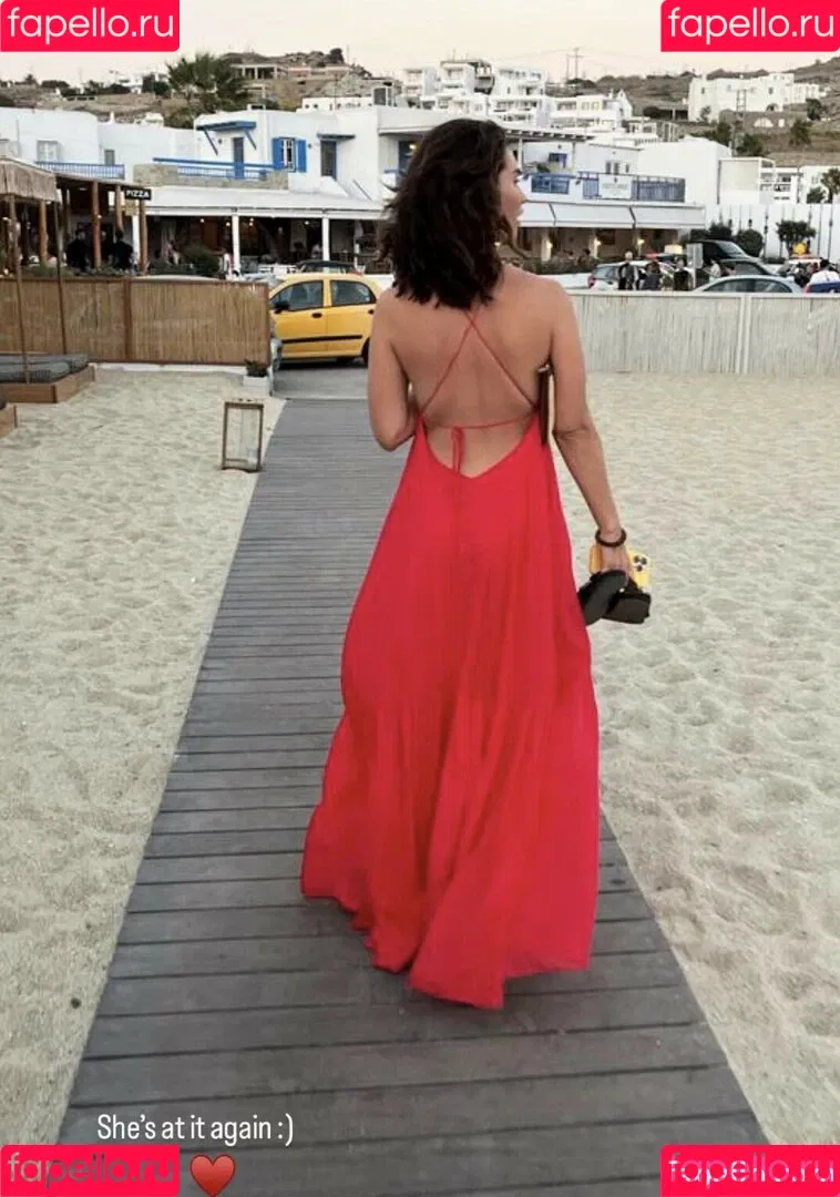 Lily James Onlyfans Photo Gallery 