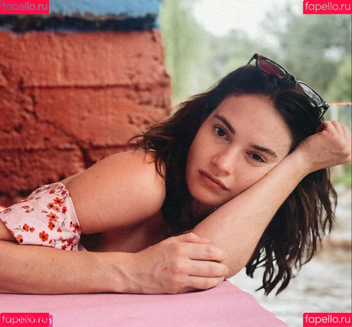 Lily James Onlyfans Photo Gallery 