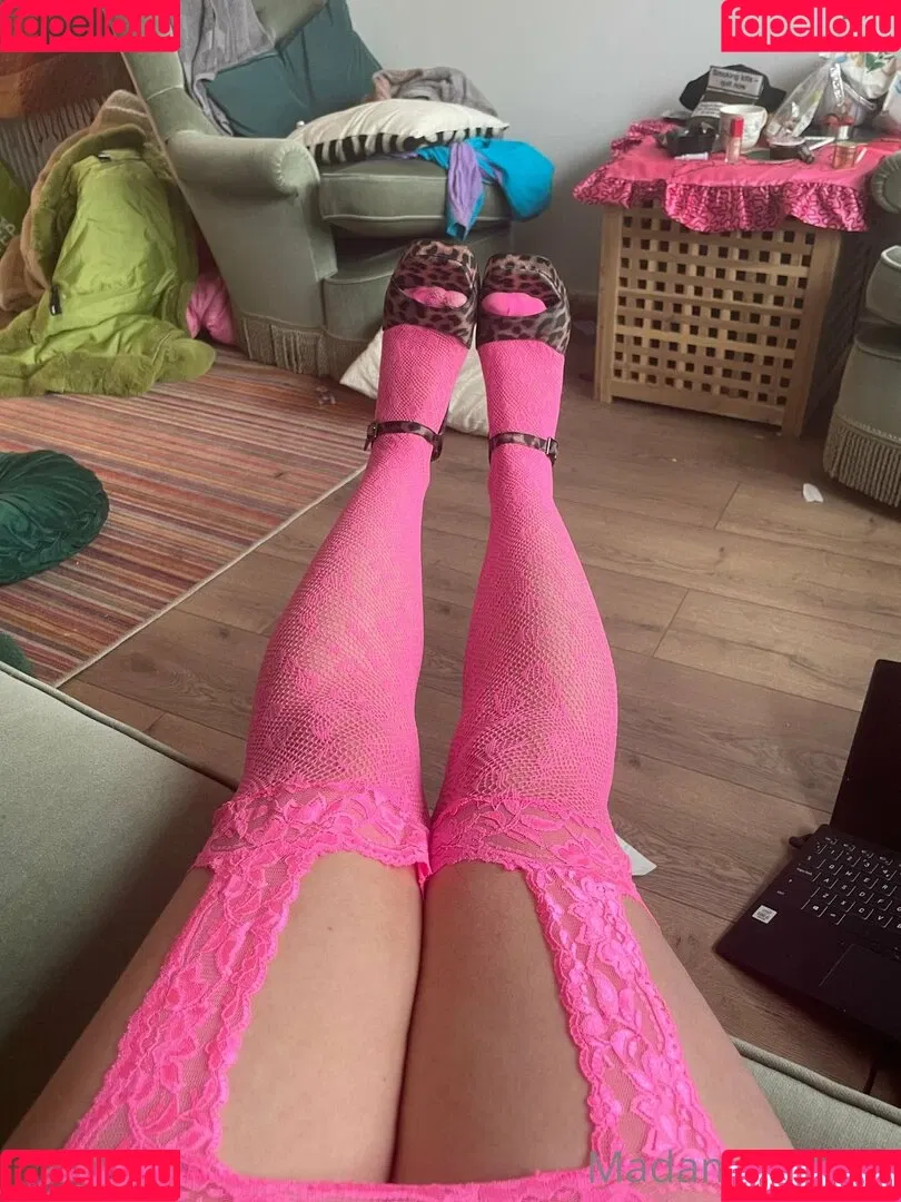 Madame Cersei Onlyfans Photo Gallery 
