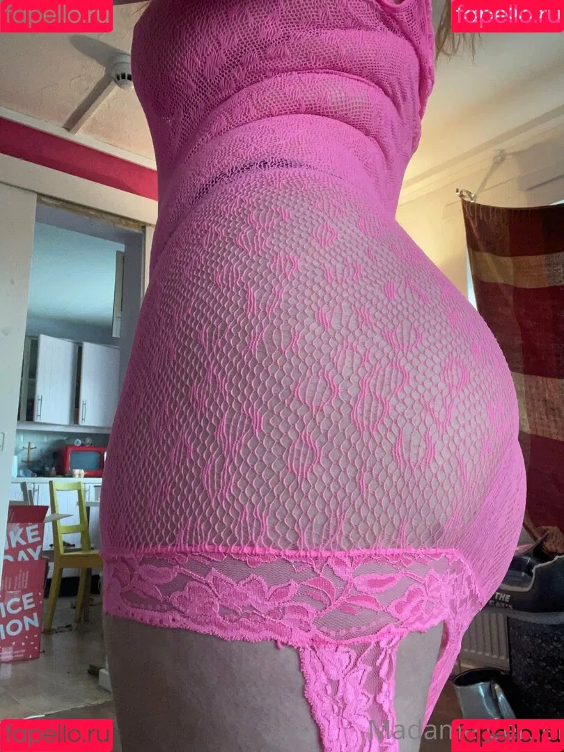Madame Cersei Onlyfans Photo Gallery 