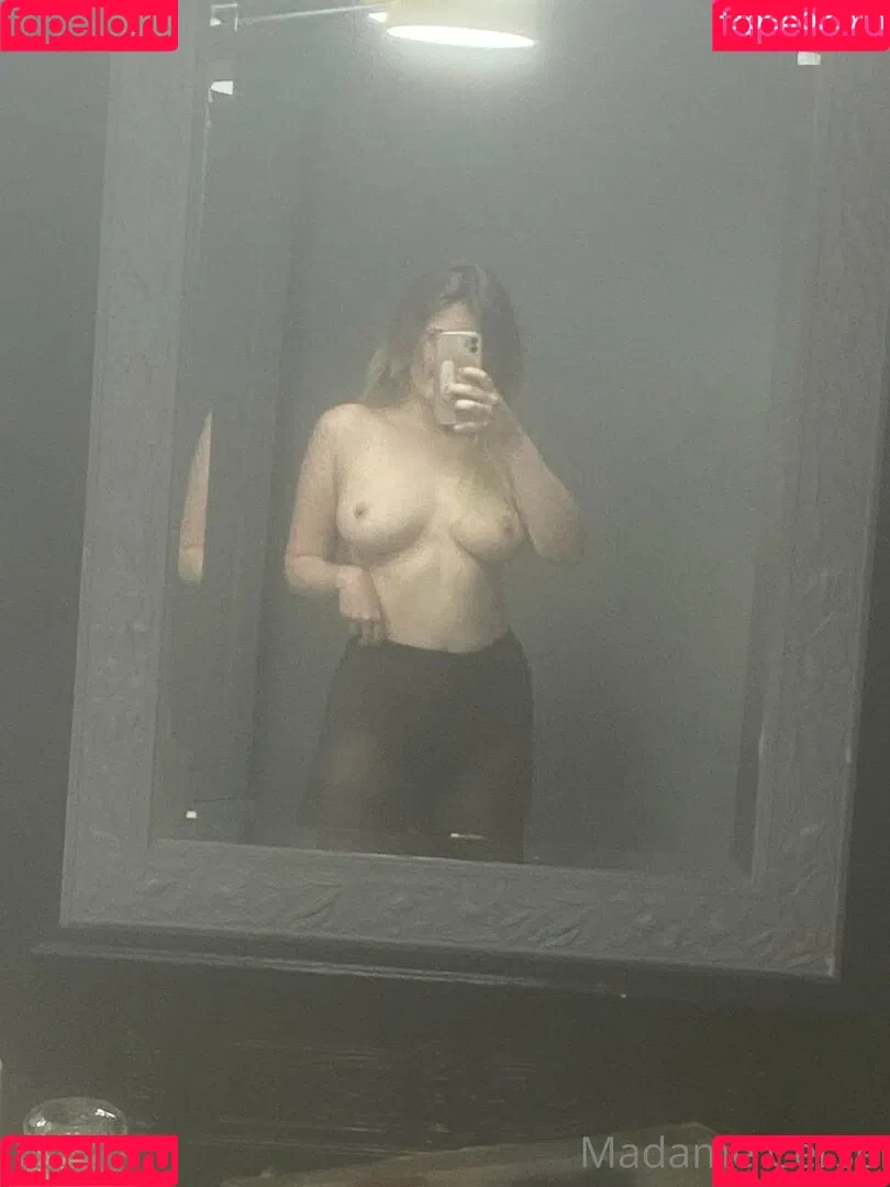 Madame Cersei Onlyfans Photo Gallery 
