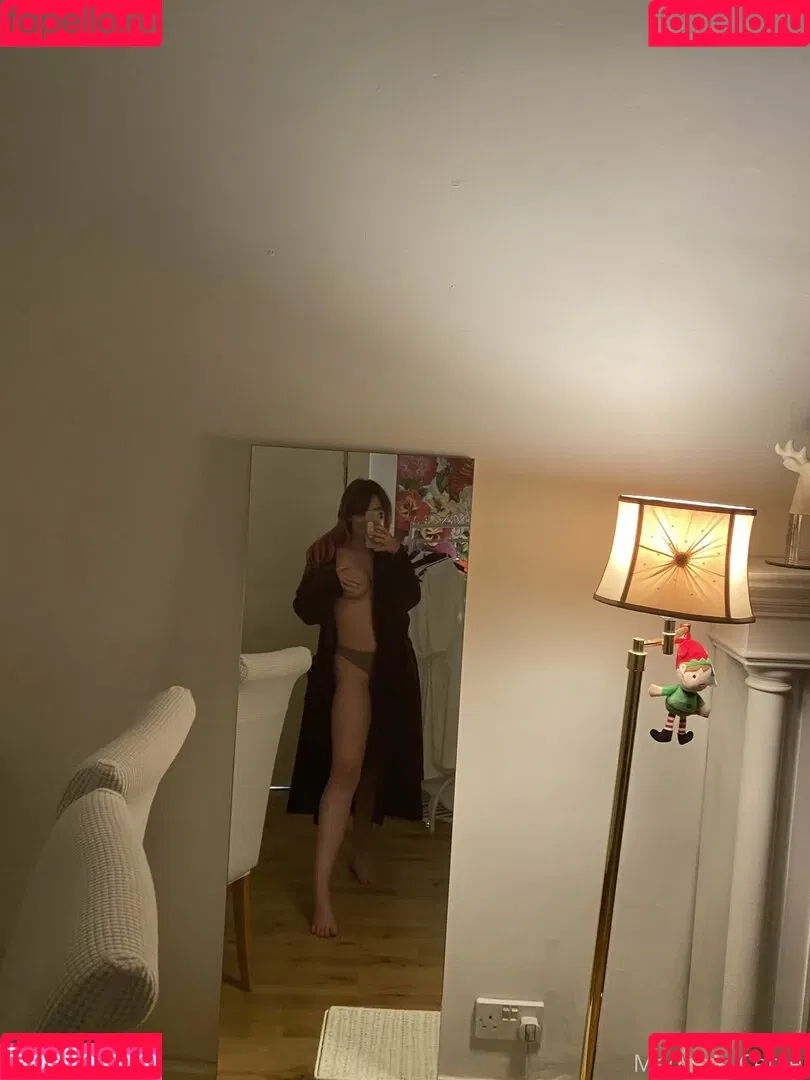 Madame Cersei Onlyfans Photo Gallery 