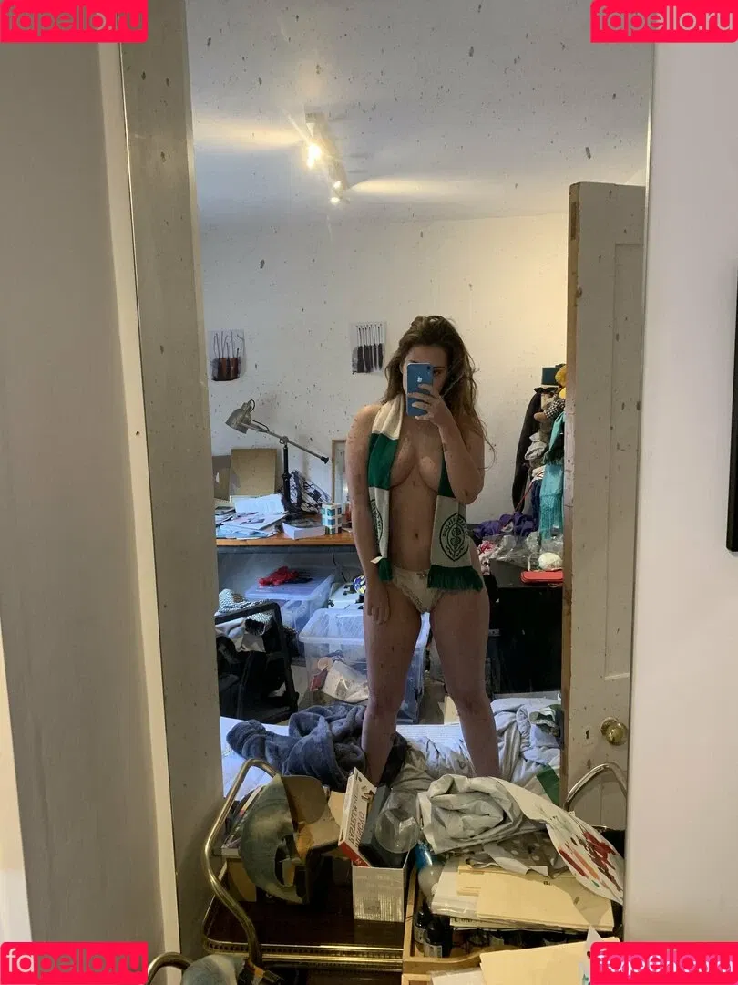 Madame Cersei Onlyfans Photo Gallery 