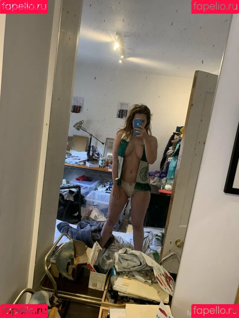 Madame Cersei Onlyfans Photo Gallery 