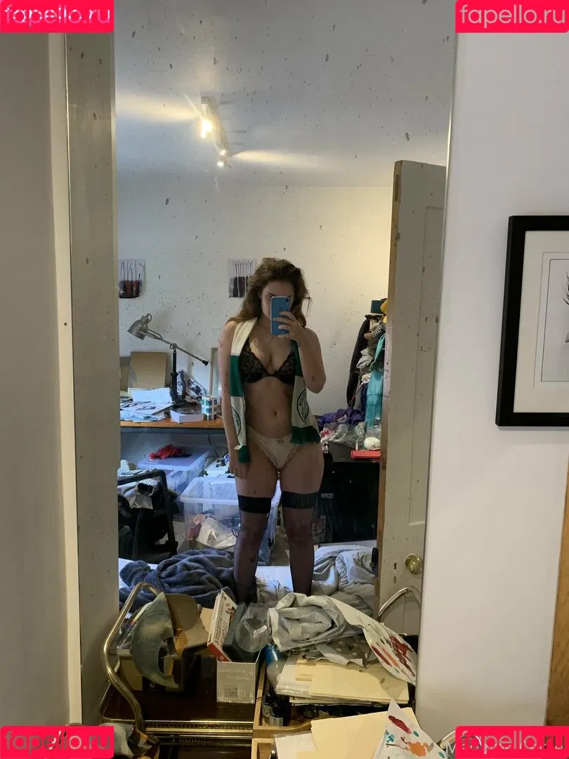 Madame Cersei Onlyfans Photo Gallery 
