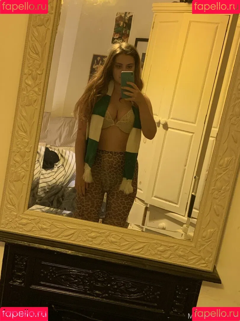Madame Cersei Onlyfans Photo Gallery 