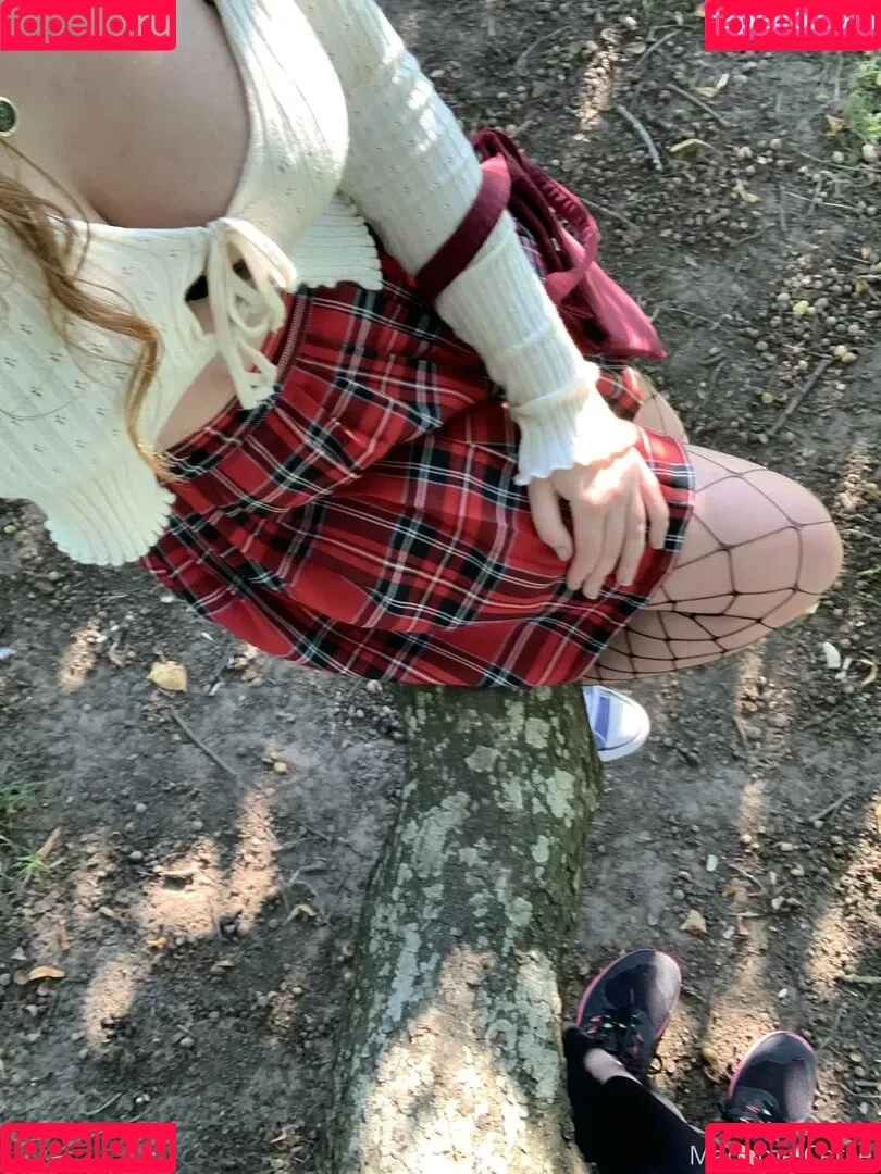 Madame Cersei Onlyfans Photo Gallery 