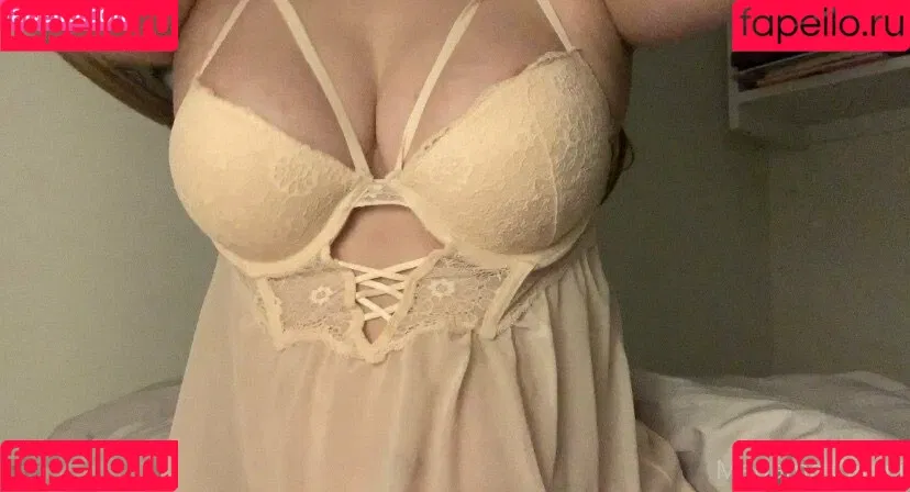 Madame Cersei Onlyfans Photo Gallery 
