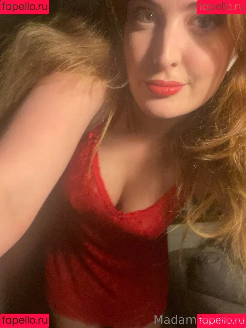 Madame Cersei Onlyfans Photo Gallery 