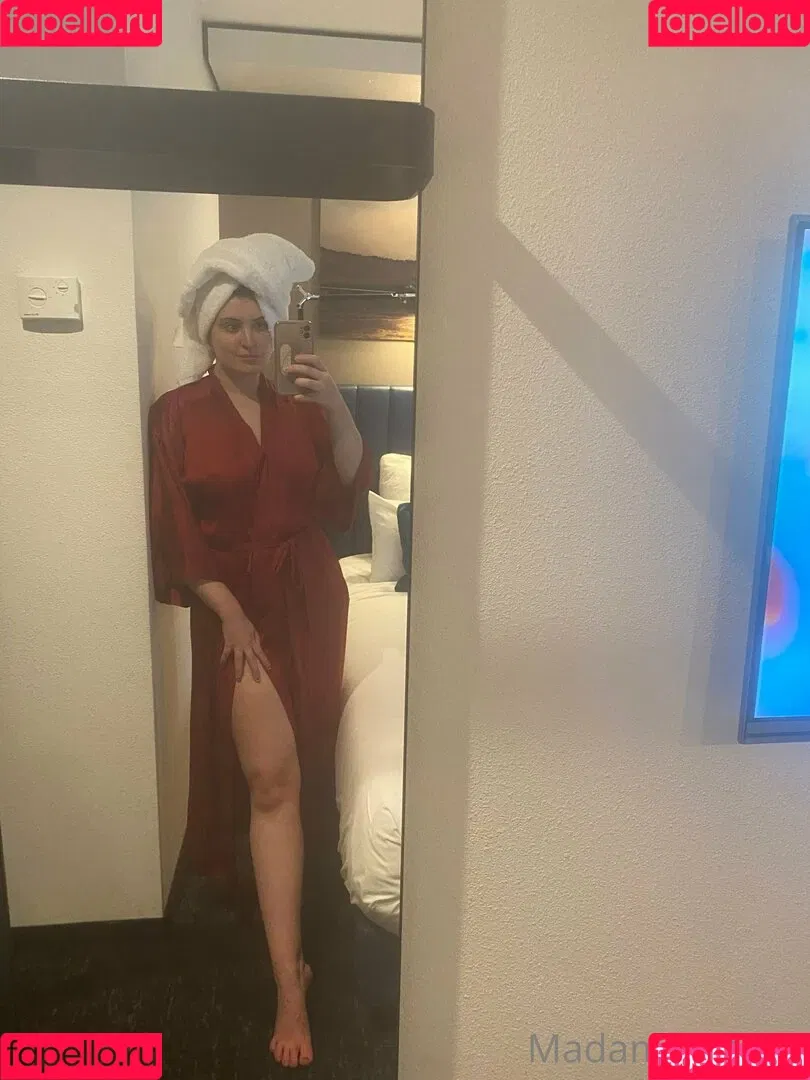 Madame Cersei Onlyfans Photo Gallery 