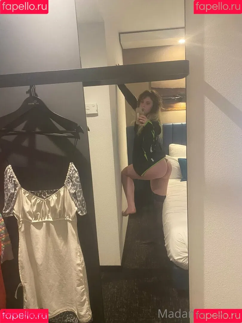 Madame Cersei Onlyfans Photo Gallery 