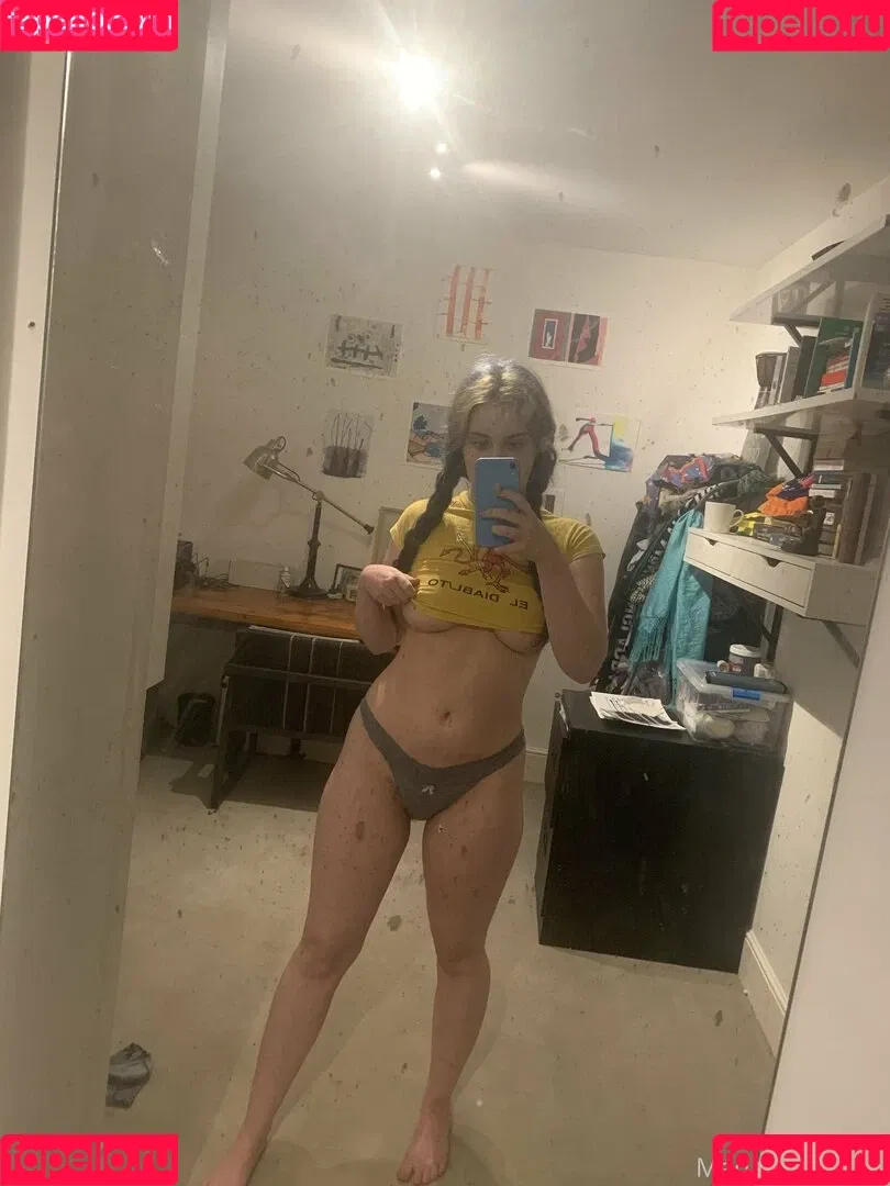 Madame Cersei Onlyfans Photo Gallery 
